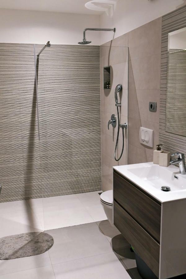 Apartment Luce Njivice Εξωτερικό φωτογραφία